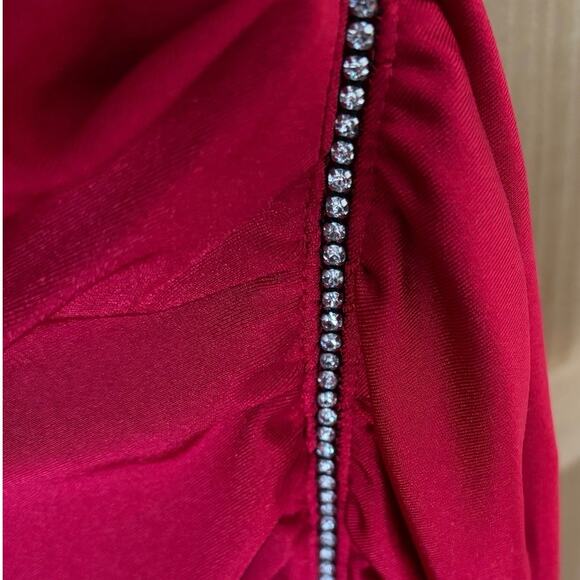 Q USA Medium Red Bodycon Sleeveless Mini Dress - Picture 4 of 6